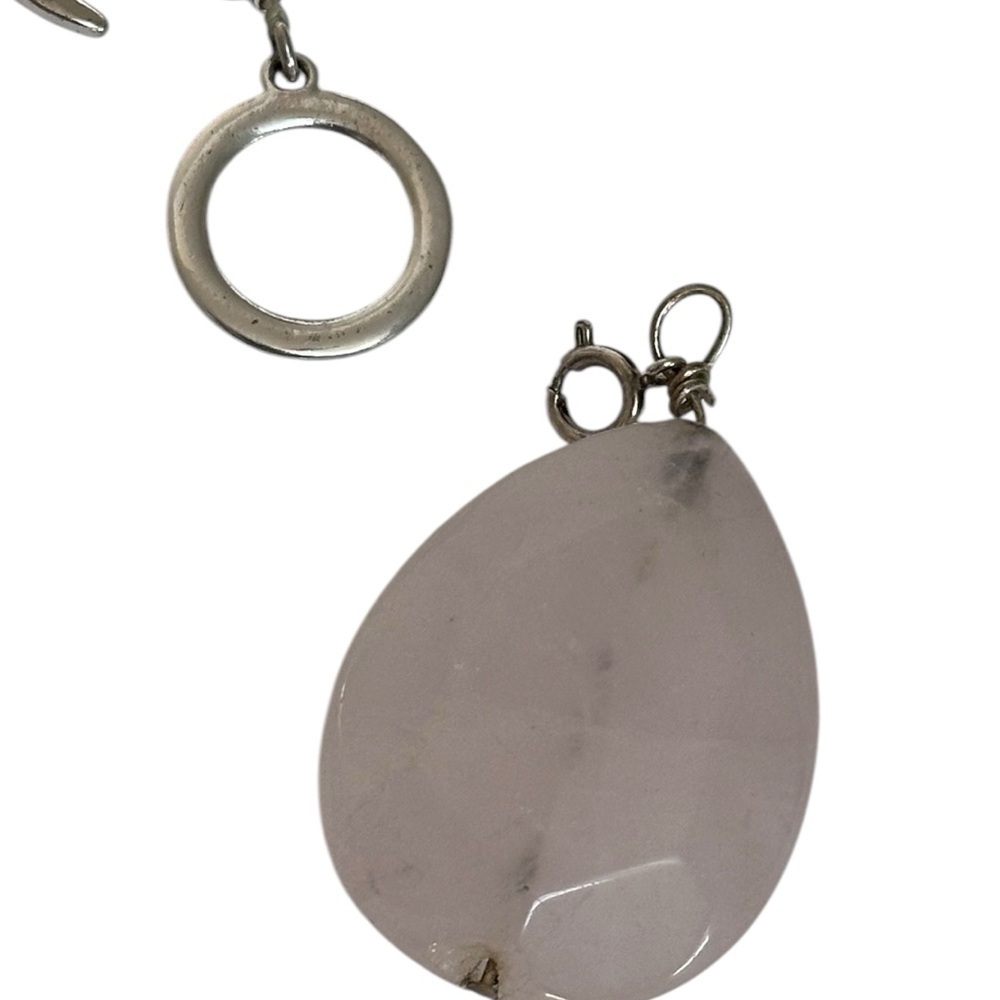 True devotions 31” howlite bead necklace natural pink Quartz teardrop pendant. - Picture 8 of 14